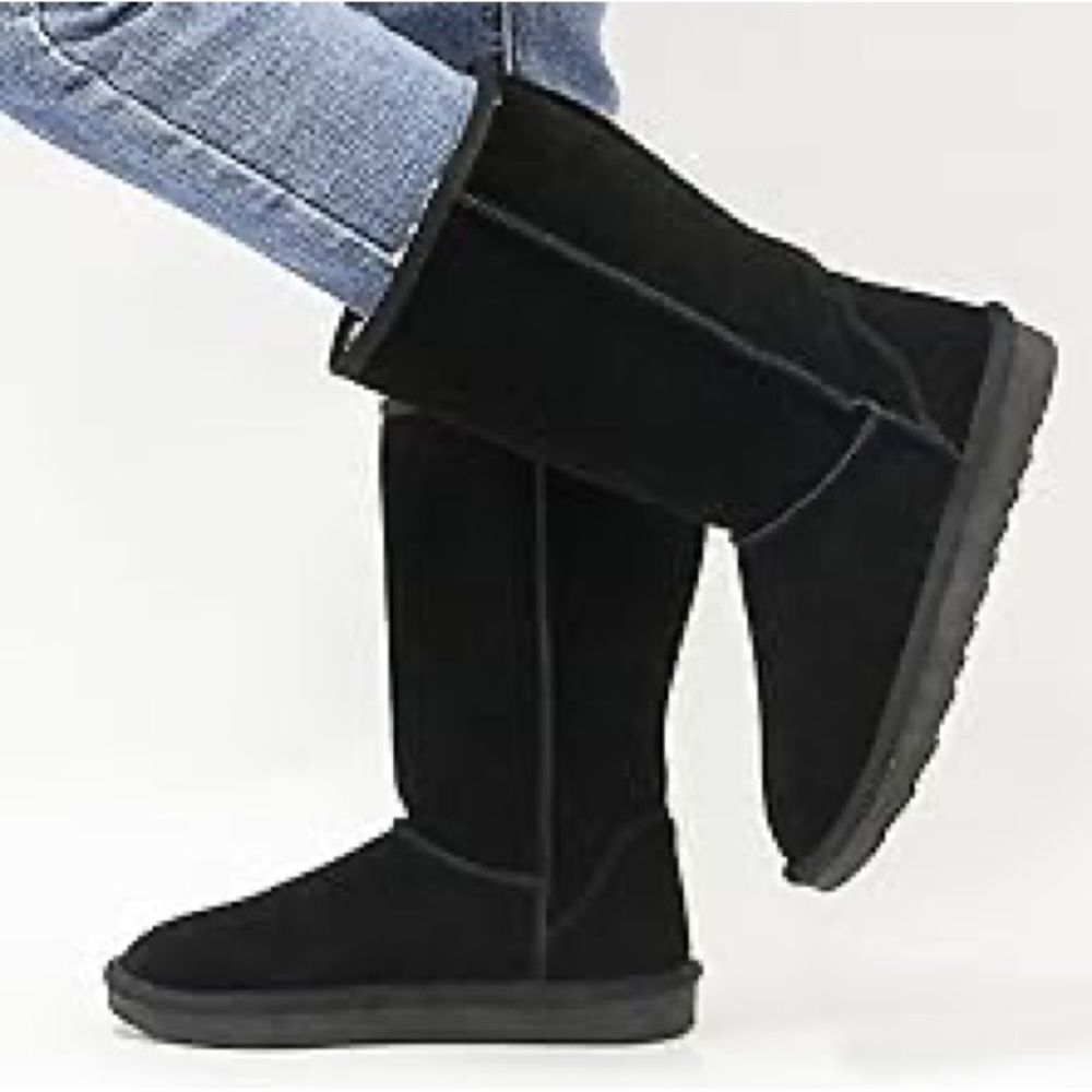 BearPaw Black Emma Tall wool lined boots size 7 B72‎